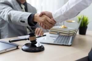 Choose the Right Personal Injury Lawyer